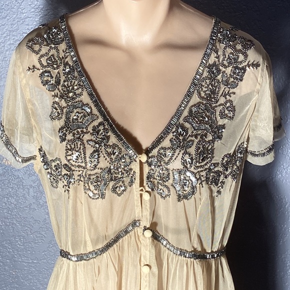 BUCKLE BLACK LABEL - NWT - tunic: sheer tan mesh s/s w gold sequins & beads - L - Picture 10 of 16